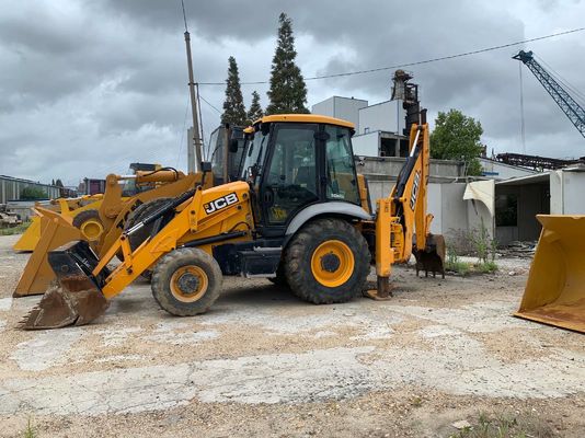 Năm 2020 JCB 3CX ECO sử dụng máy kéo tải lưng 4 bánh năng suất cao