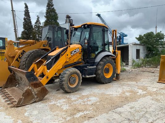 Năm 2020 JCB 3CX ECO sử dụng máy kéo tải lưng 4 bánh năng suất cao
