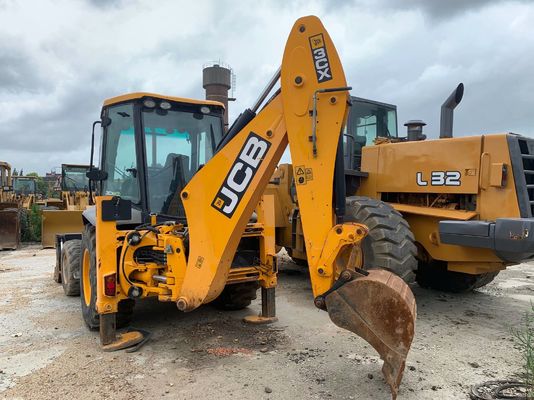 Năm 2020 JCB 3CX ECO sử dụng máy kéo tải lưng 4 bánh năng suất cao