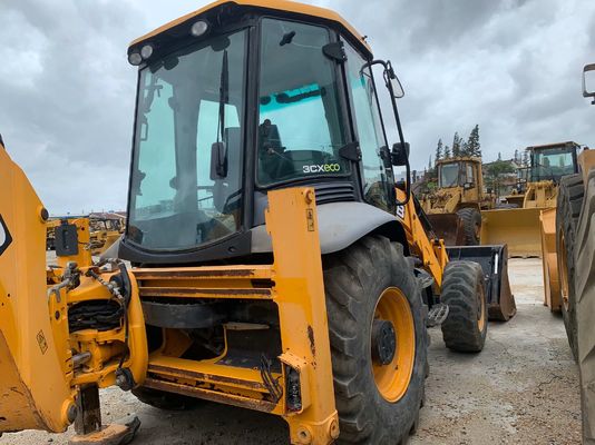 Năm 2020 JCB 3CX ECO sử dụng máy kéo tải lưng 4 bánh năng suất cao