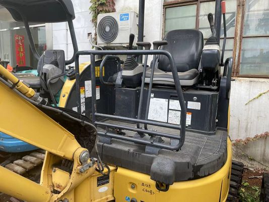 Komatsu PC20MR-2 sử dụng máy đào crawler gắn trên bản gốc Nhật Bản làm việc trong vườn
