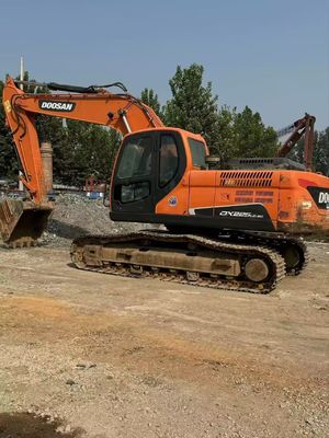 Màu nguyên bản sử dụng máy đào Doosan DX225LC-9C Crawler trong tình trạng tuyệt vời