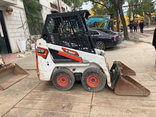 Màu gốc sử dụng Bodcat S70 Skid Steer Loader Tăng năng lượng nhiên liệu hoạt động ổn định