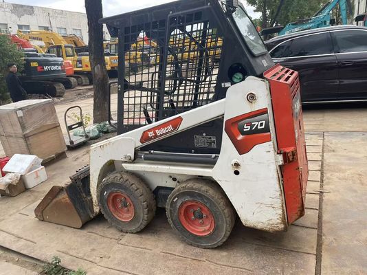 Màu gốc sử dụng Bodcat S70 Skid Steer Loader Tăng năng lượng nhiên liệu hoạt động ổn định