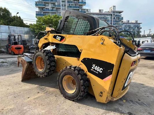 CAT 246C Màu nguyên bản Máy tải lái trượt sử dụng An toàn và chính xác Trong tình trạng tốt