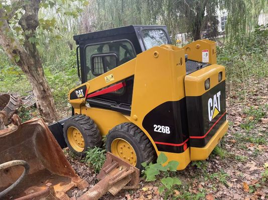 Hoạt động hiệu quả sử dụng CAT 226B Skid Steer Loader tự động gốc Hoa Kỳ