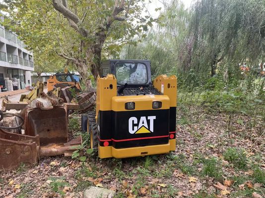 Hoạt động hiệu quả sử dụng CAT 226B Skid Steer Loader tự động gốc Hoa Kỳ