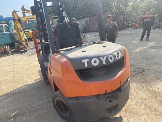 5 tấn Toyota 7FD50 xe nâng cũ vận hành dễ dàng xe nâng cũ