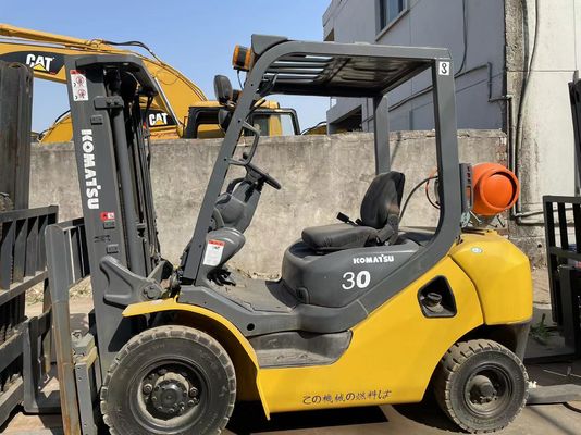 Máy nâng 3 tấn Komatsu đã qua sử dụng