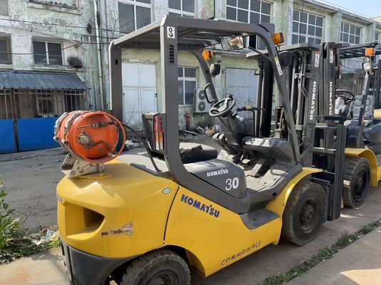Máy nâng 3 tấn Komatsu đã qua sử dụng