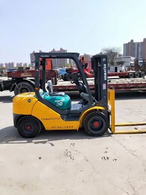 3 tấn Komatsu sử dụng xe nâng gốc Nhật Bản sử dụng 3 tấn xe nâng