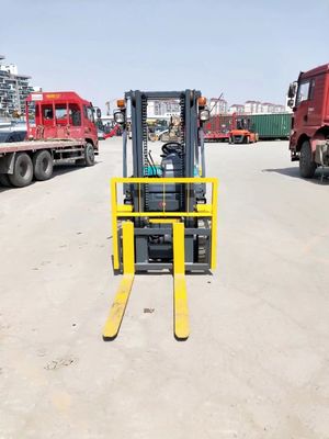 3 tấn Komatsu sử dụng xe nâng gốc Nhật Bản sử dụng 3 tấn xe nâng