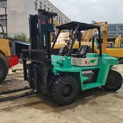 7 tấn Mitsubishi FD70 xe nâng cũ gốc Nhật Bản xe nâng tay hai