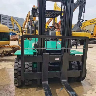 7 tấn Mitsubishi FD70 xe nâng cũ gốc Nhật Bản xe nâng tay hai