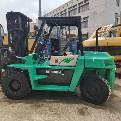7 tấn Mitsubishi FD70 xe nâng cũ gốc Nhật Bản xe nâng tay hai