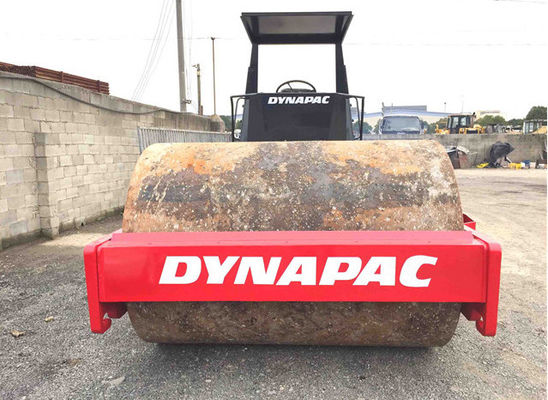 CA251D Vibrational Smooth Drum sử dụng Dynapac Roller với sức mạnh mạnh mẽ
