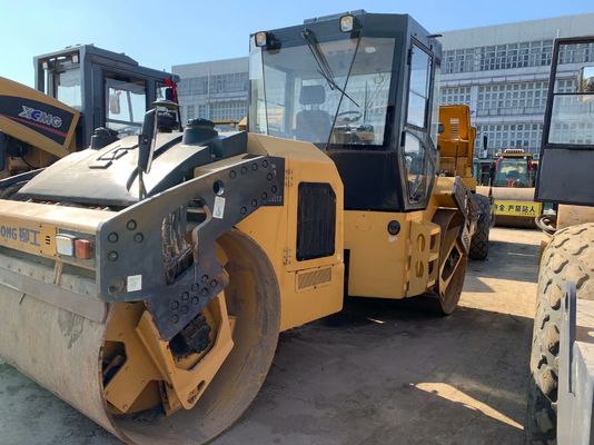 Sử dụng Liugong CLG6212 Double Drum Compactor Hoạt động dễ dàng Thời gian ngừng hoạt động thấp