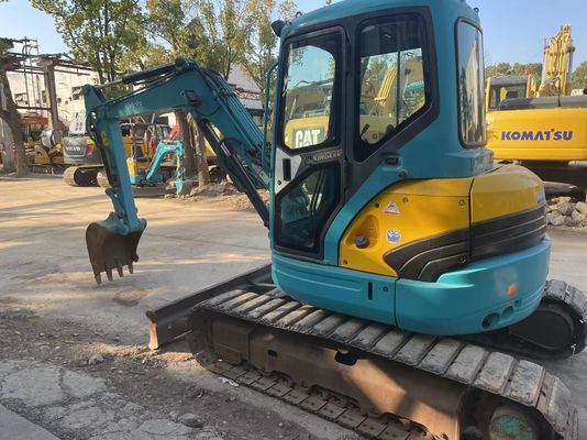 Nhật Bản sử dụng máy đào mini Kubota U40-5 với hệ thống thủy lực hiệu quả