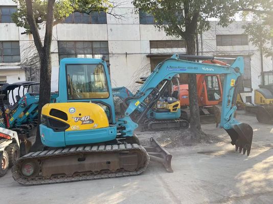 Nhật Bản sử dụng máy đào mini Kubota U40-5 với hệ thống thủy lực hiệu quả