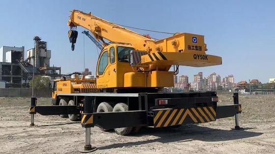XCMG QY50K-II 50 tấn xe tải cũ Cran có dung lượng cao xe tải sử dụng