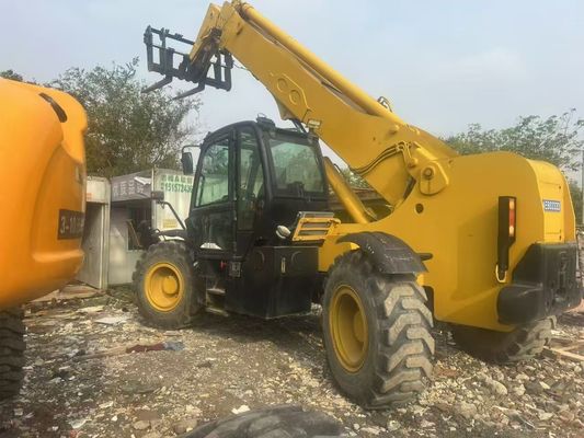 Màu nguyên bản sử dụng máy xử lý kính thiên văn XCMG XT680-170 hoạt động ổn định