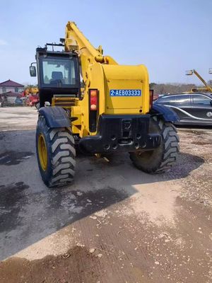Màu nguyên bản sử dụng máy xử lý kính thiên văn XCMG XT680-170 hoạt động ổn định