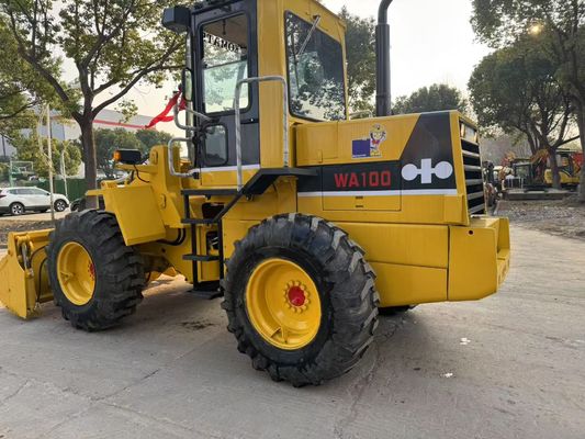 Bản gốc Nhật Bản sử dụng Komatsu WA100-1 Loader bánh xe làm việc trong vườn