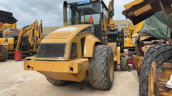 Màu gốc sử dụng Caterpillar CS-683E Đường cuộn trống đơn Trong tình trạng tuyệt vời