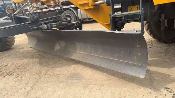 6 Drive Motor Grader 2023 Năm sử dụng XCMG GR2153 Motor Grader Tăng năng lượng cho xây dựng