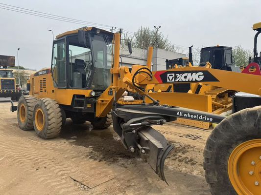 6 Drive Motor Grader 2023 Năm sử dụng XCMG GR2153 Motor Grader Tăng năng lượng cho xây dựng