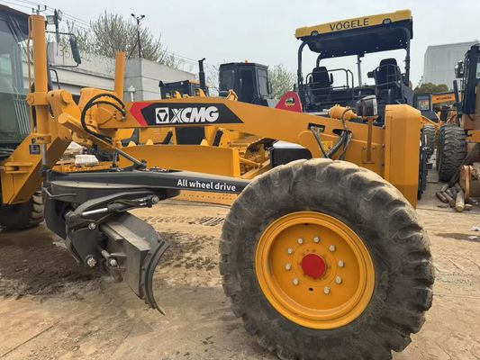 6 Drive Motor Grader 2023 Năm sử dụng XCMG GR2153 Motor Grader Tăng năng lượng cho xây dựng