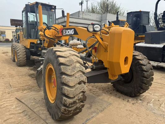 6 Drive Motor Grader 2023 Năm sử dụng XCMG GR2153 Motor Grader Tăng năng lượng cho xây dựng