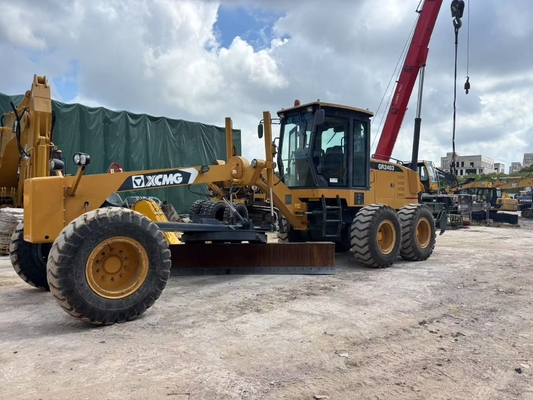 Bán Máy Xúc Lật XCMG GR2403 Đã Qua Sử Dụng, Tình Trạng Tuyệt Vời, Có Răng Xới Thủy Lực