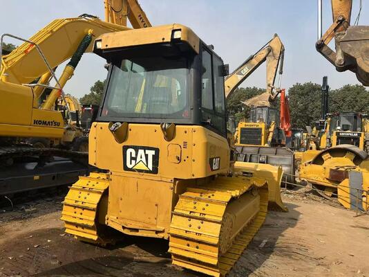 Xe ủi đất CAT D5K XL gắn xích lưỡi 6 hướng, màu gốc